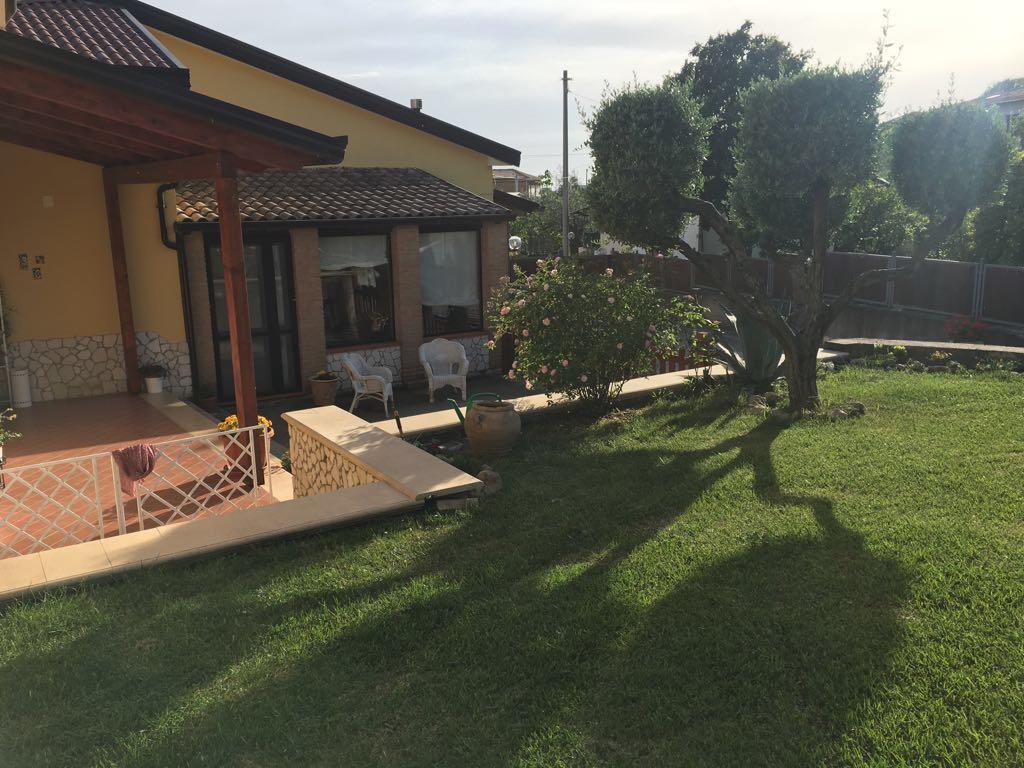 Le Gatte Bed and Breakfast Έμπολι Εξωτερικό φωτογραφία
